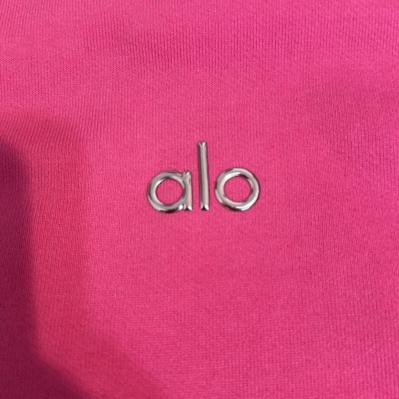 🎀Alo Paradise Pink Accolade Pullover🎀 - Picture 5 of 7